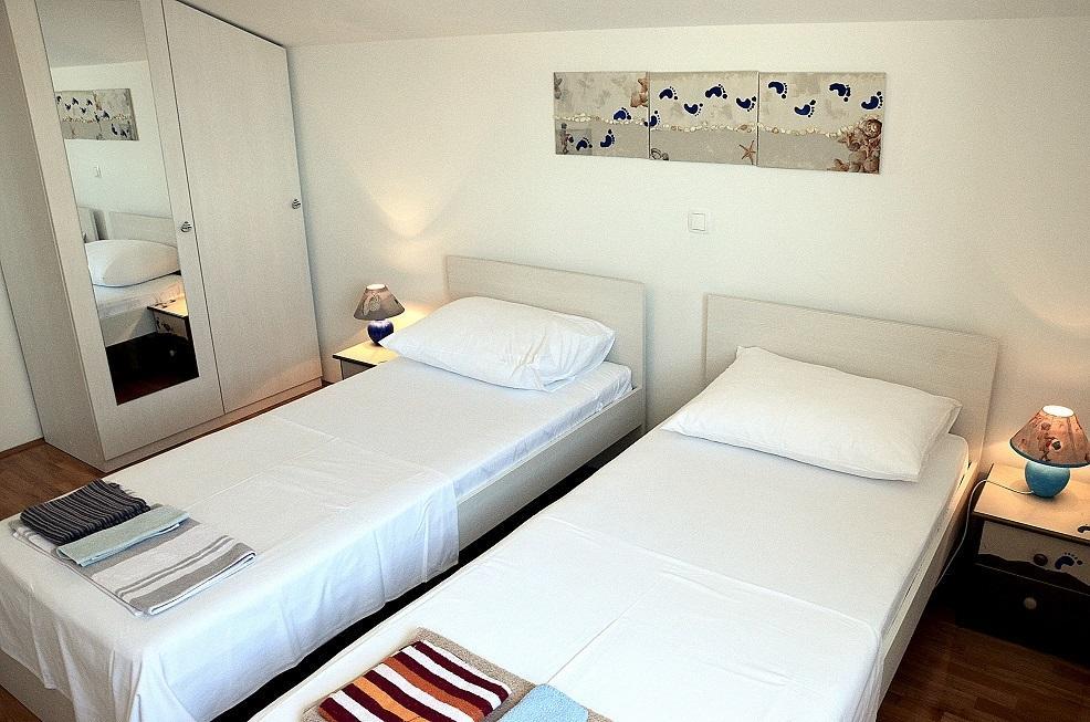 Villa Fortudor ミルナ 部屋 写真